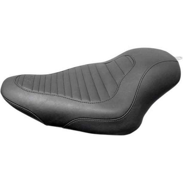 Mustang Tripper Tuck and Roll Solo Seat 76954